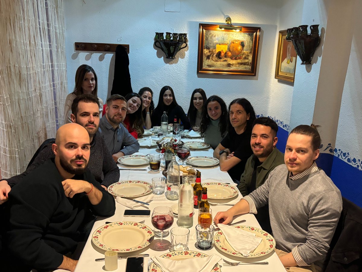 cromeronieto's tweet photo. The Romero-Nieto group wishes you a Merry Christmas and Happy New Year 2025 full of science and exciting results!!
(Official Christmas lunch 2024, ✔️) https://t.co/HgV2kmbUGF