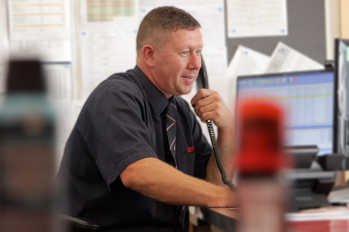 Total Hire and Sales tweet media