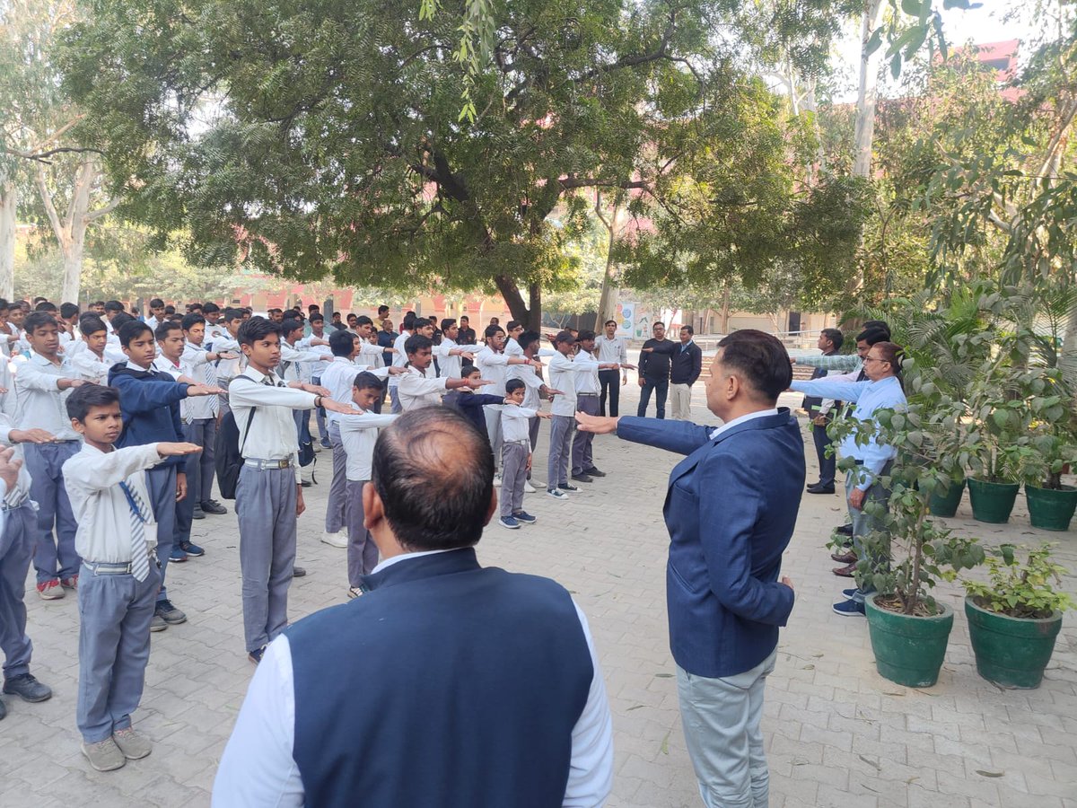 1002013SBV's tweet photo. Constitution Day celebrated at SBV Dallupura  with enthusiasm. Preamble reading and discussions on justice, liberty, and equality. Students pledged to uphold constitutional values.#ConstitutionDay #CivicResponsibility @DirEducation @pbhushant @RajhanstiwariMT #DelhiGovtSchool" https://t.co/zqoP4uK2kW