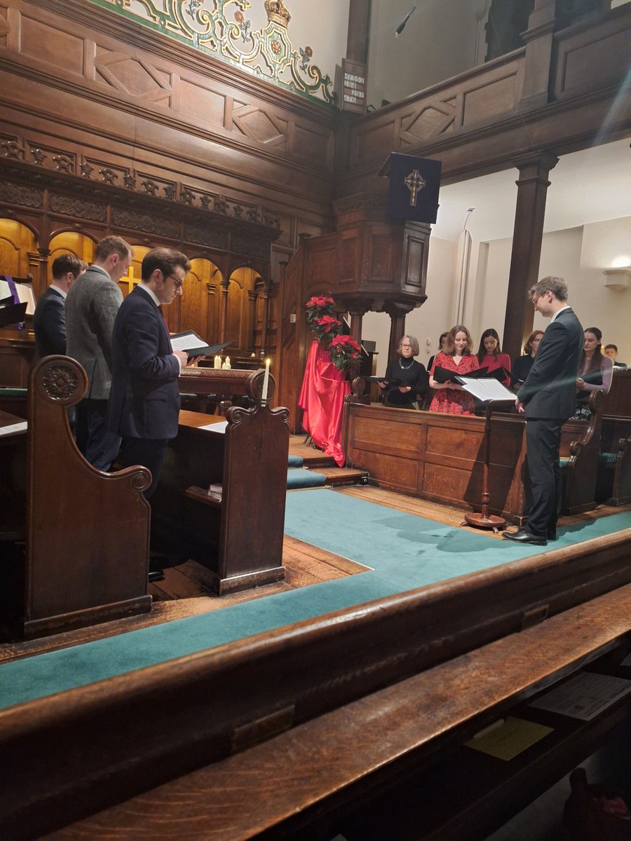 🎄✨ Thank you to those that joined us yesterday at our Christmas Carols service at @CrownCourtChrch! It was a beautiful evening of festive cheer &amp; a wonderful performance by the ScotsCare choir. Special thanks to the Church for their support of ScotsCare🎶