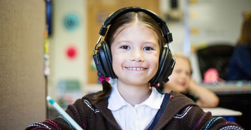 🌟 Apprendre autrement avec des contes audio ! 🎧📚  

La plateforme "Apprendre en contes" propose aux enseignant·es du cycle 2 d’expérimenter gratuitement l’innovation par les contes pédagogiques.

📌 Article complet sur le sujet :  ludomag.com/2024/12/09/des…