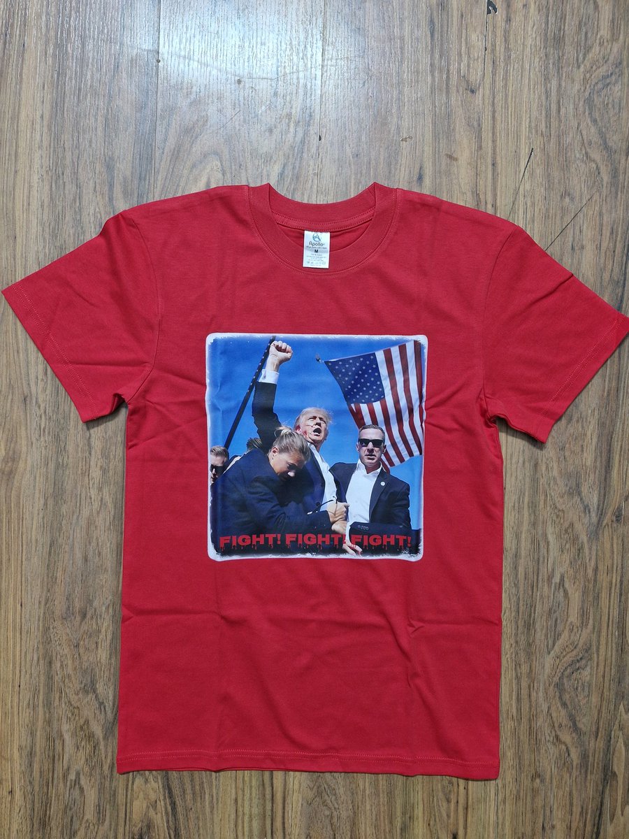 injured_ear's tweet photo. @realDonaldTrump Christmas gift with T Shirt #INJU #injuredear #injuredeartoken #injuredearmeme #memecoin #meme #Solana #SolanaMemeCoin #ChristmasGift https://t.co/3Ra7ZjjXcL