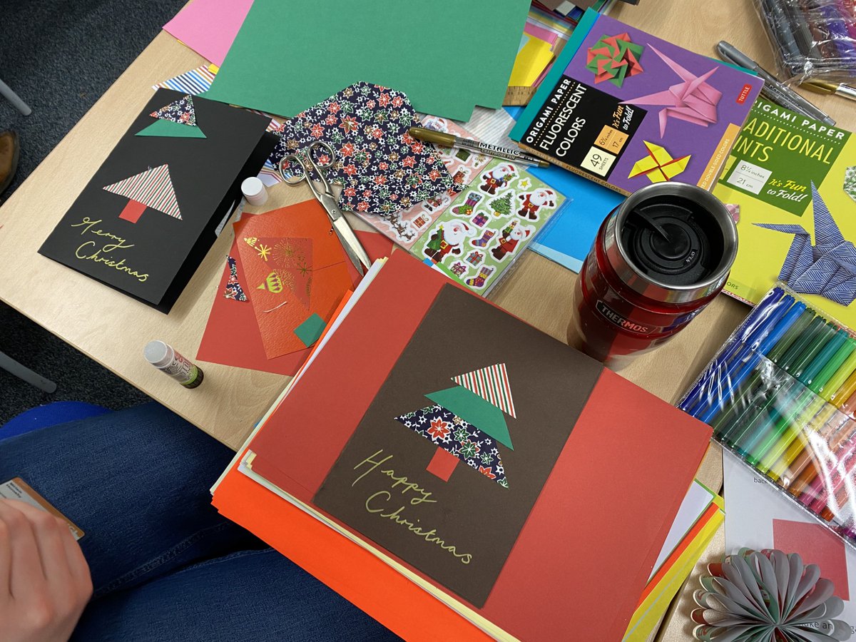 Colleagues at the IOE Library spent an afternoon unwinding, eating mince pies and getting creative! We made origami, festive decorations and cards. Here are some of our creations. 
#AdventCalendar #CountdownToChristmas #UCLLibraries