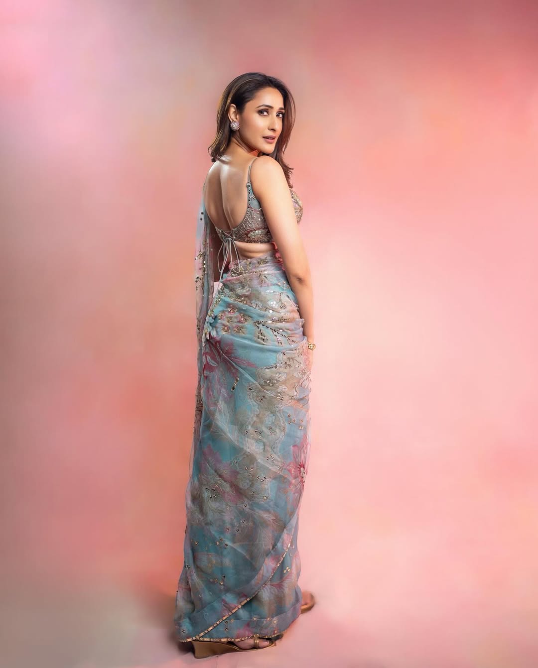 Ge6tbtRWgAAjIXm?format=jpg&name=large