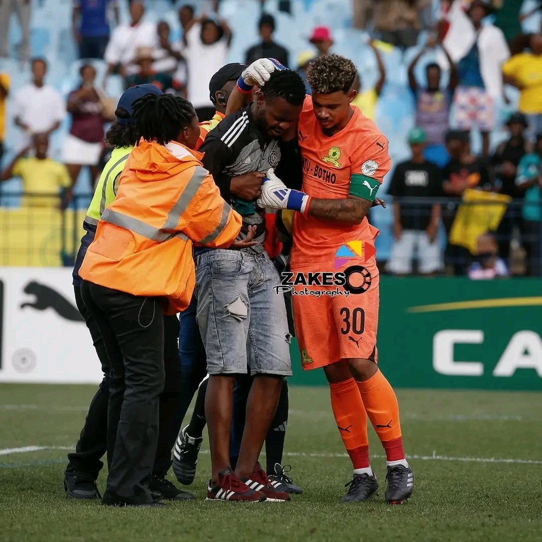 Ronwen_Williams's tweet image. 🫂