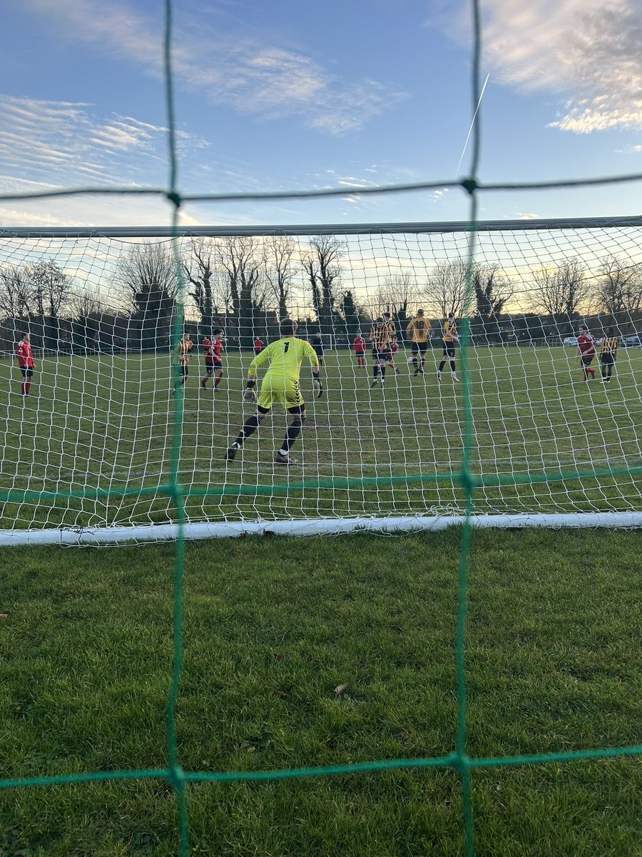 Busy weekend at Faraday Road ⚽️

<a href="/CSA07FC/">CSA 07 FC</a> and @NewburyTownFC were the home teams!! 

Our thanks as always to the team at <a href="/WestBerkshire/">West Berkshire Council</a> who look after the pitch maintenance! 👏
