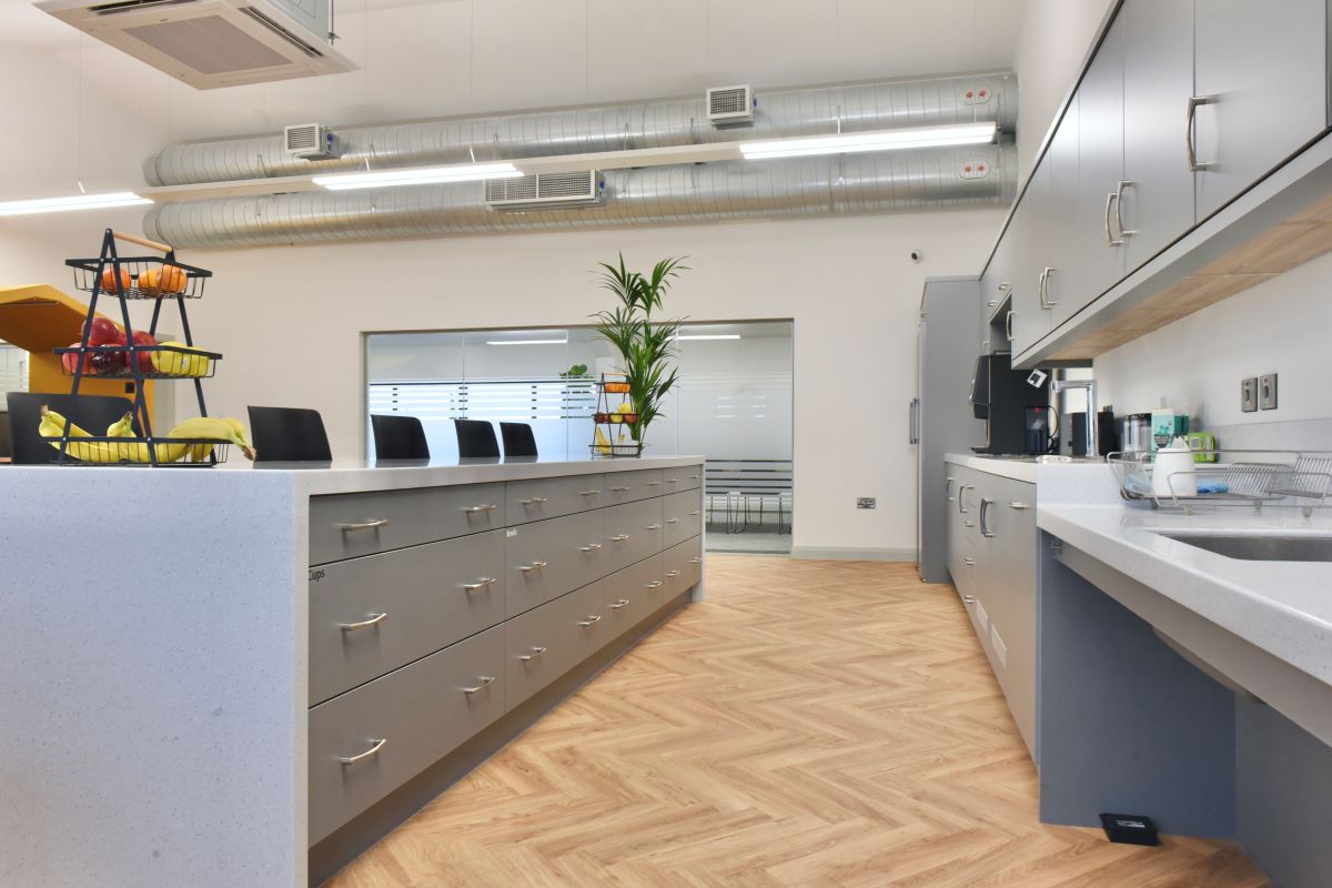 This month, the Killowen Contracts team successfully completed a significant expansion of existing facilities for <a href="/clearhillgroup/">Clearhill</a>, resulting in new state-of-the-art headquarters in Banbridge.

Read more on our website killowencontracts.co.uk/project/clearh…

#Commercial #Offices #FitOut