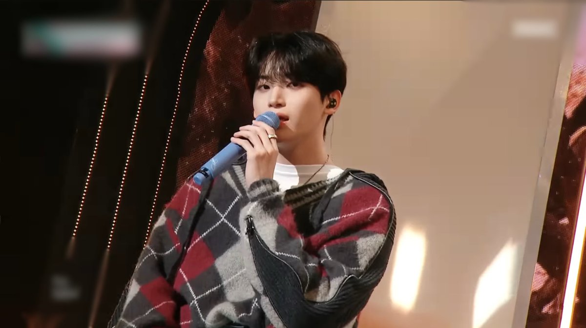 정모군…흑발에 볶은 머리는 반칙아닙니까?!?!
반칙 한번만더해줘요잉