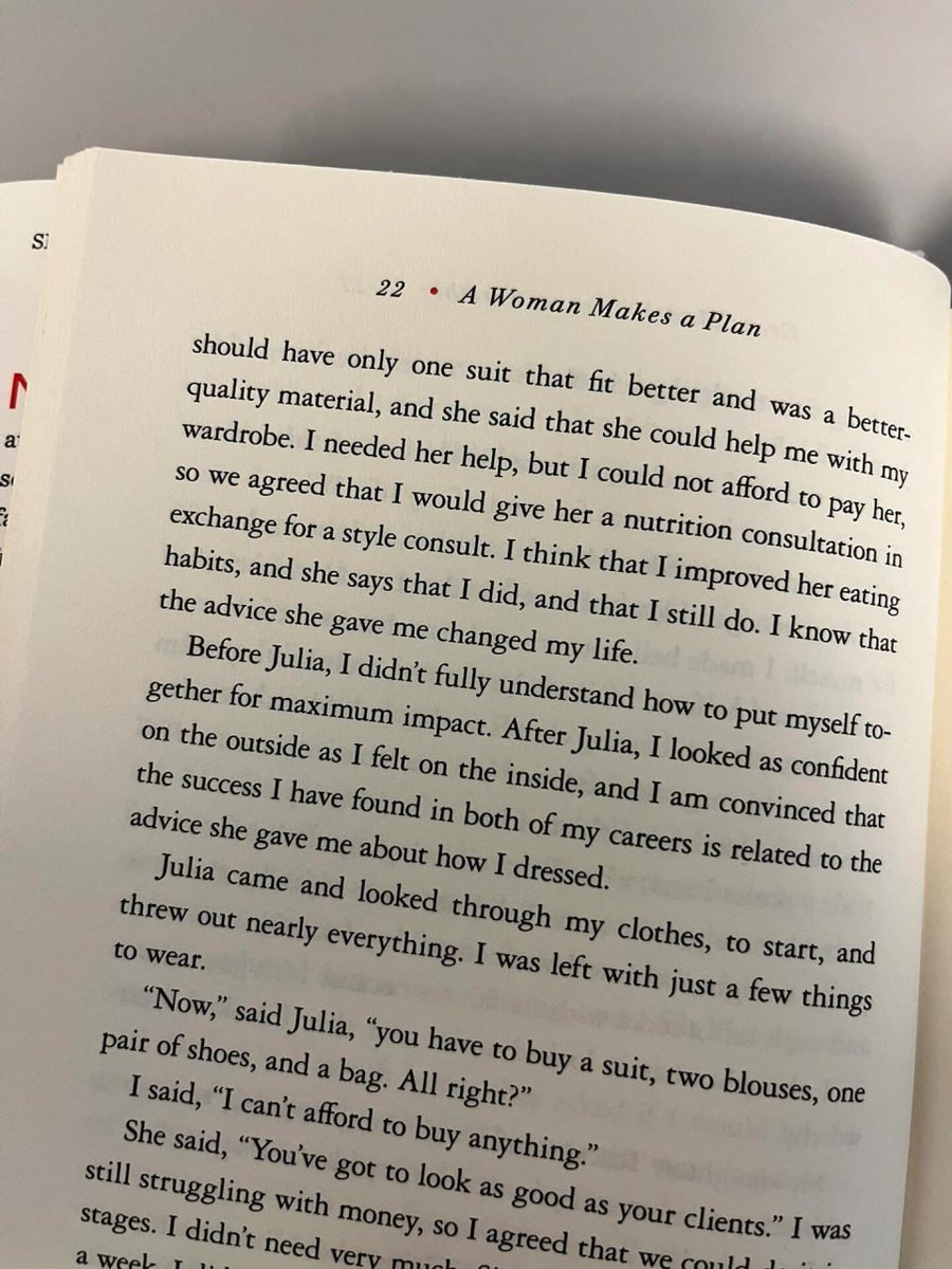 ashardashing's tweet photo. "A Woman Makes A Plan" is full of insight as well as a good dose of humor, offering readers a lifetime of hard-won advice📚📚 https://t.co/k7Z0cLXW4G