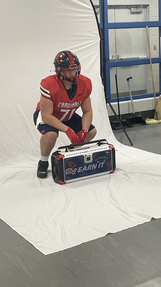 Tyler Gabrielli (@tyler_g0829) on Twitter photo Had an amazing time at <a href="/svsu_football/">SVSU Football</a> for my official visit! Thank you <a href="/McclanathanOL/">Michael McClanathan</a> and <a href="/rbrady1313/">Ryan Brady</a> for showing me such an amazing time #Earnit
<a href="/CoachToppSLEHS/">Jacob Topp</a> <a href="/coach_nowicki/">Mark Nowicki</a> Had an amazing time at <a href="/svsu_football/">SVSU Football</a> for my official visit! Thank you <a href="/McclanathanOL/">Michael McClanathan</a> and <a href="/rbrady1313/">Ryan Brady</a> for showing me such an amazing time #Earnit
<a href="/CoachToppSLEHS/">Jacob Topp</a> <a href="/coach_nowicki/">Mark Nowicki</a>