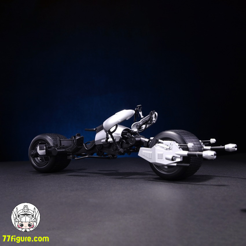 77figure's tweet image. [先行販売] 創世模王 Modoking 1/12 『バットマン: ダークナイト』バットポッド プラモデル
素材：ABS
全額：2600円（税込み）
--------
👇詳細・アップデートのリンク👇
77fig.com/MODO-BATPOD

#創世模王 #Modoking #バットマンダークナイト #バットポッド #プラモデル #プラモ #バットマン