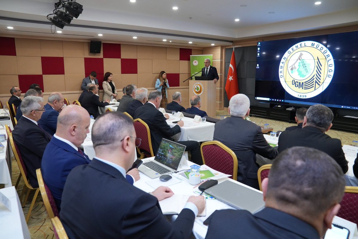 BekirKARACABEY_'s tweet photo. Bakan Yardımcımız Sayın Abdulkadir Polat'ın  katılımlarıyla Antalya'da gerçekleştirilen "Orman Yangınlarına Karşı Kurumsal Kapasitenin Artırılması ve Politikaların Güçlendirilmesi" eğitiminde #YeşilVatan için bir araya geldik. 

Hayırlara vesile olsun. https://t.co/AeeVNEqiGK