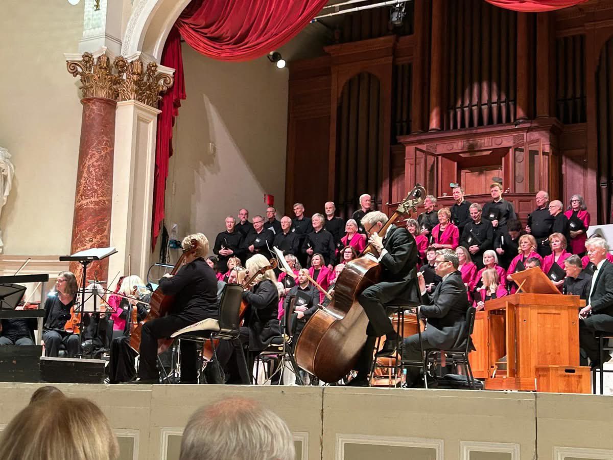 Chelt Bach Choir (@cheltbachchoir) on Twitter photo Wow, what an evening! So much energy & excitement. Thanks to David Crown for leading us to such heights, Regency Sinfonia, our Fab Four soloists & our audience, who also raised over £200 for Big Space Cancer Appeal & <a href="/alzheimerssoc/">Alzheimer's Society</a> .Merry Christmas & a happy New Year to you all🎄 Wow, what an evening! So much energy & excitement. Thanks to David Crown for leading us to such heights, Regency Sinfonia, our Fab Four soloists & our audience, who also raised over £200 for Big Space Cancer Appeal & <a href="/alzheimerssoc/">Alzheimer's Society</a> .Merry Christmas & a happy New Year to you all🎄