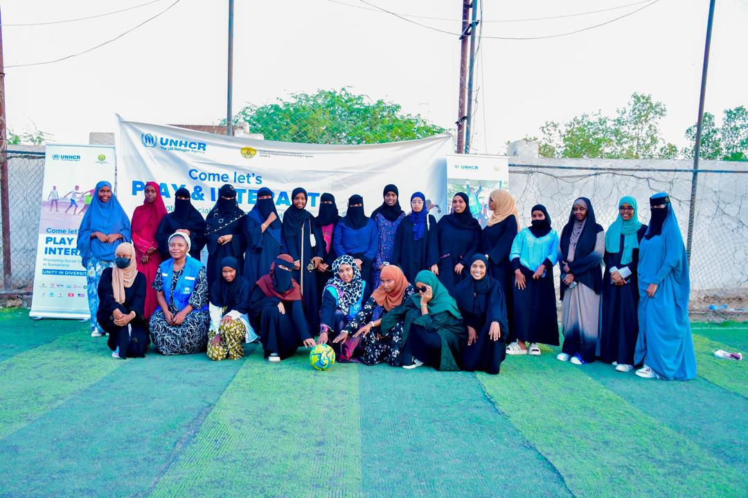 UNHCRSom's tweet photo. Over the past weeks, #UNHCR Hargeisa hosted #SportsForProtection activities, including a cultural event celebrating the rich diversity within the community. These initiatives foster social cohesion and peaceful coexistence among refugees, IDPs, returnees, and host communities. https://t.co/vlQVa64jxT