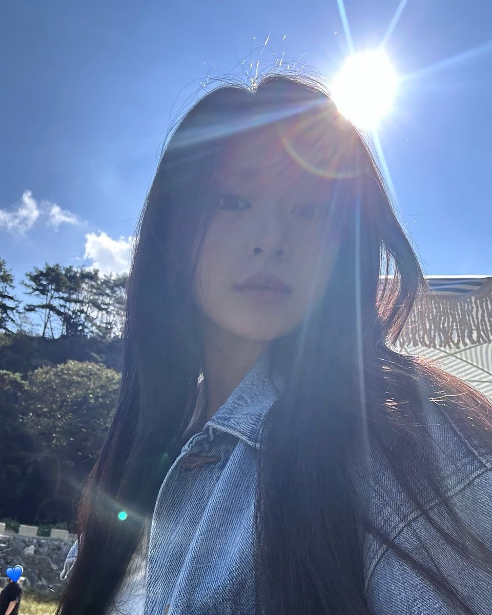 Minjukin's tweet photo. A series of Minguri welcoming 2025 https://t.co/ciVREXU2dL