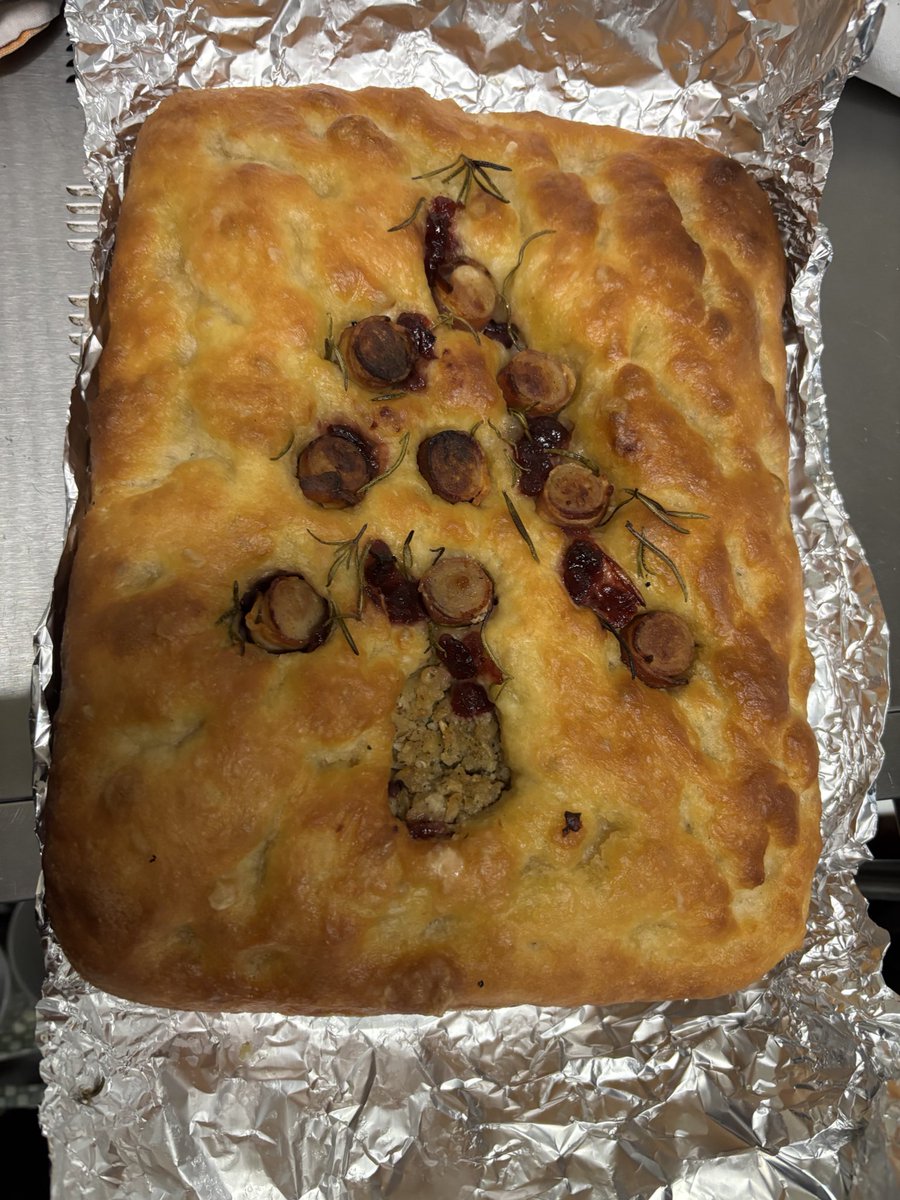 SLT_LHCH's tweet photo. Starting the week off right with Christmas bake off delights - Christmas tree focaccia with pigs in blankets and stuffing &amp; Christmas tree brownies🎄🍰🥖 https://t.co/iRTQEfPZB2