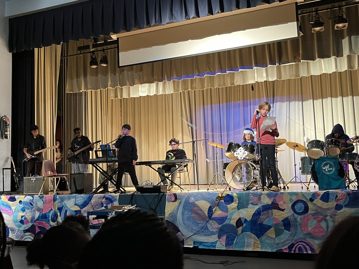 The Boerum Hill School for International Studies tweet media