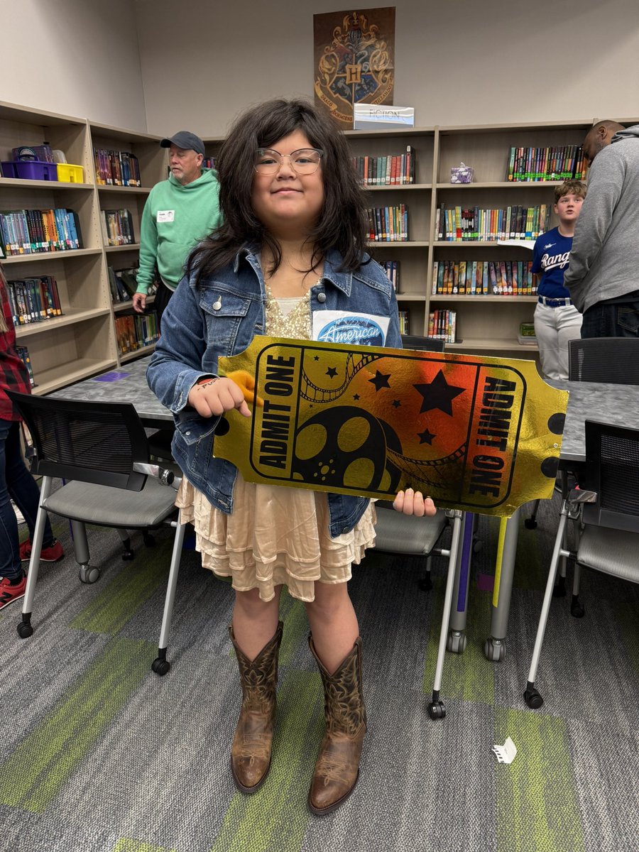 missabdu_'s tweet photo. One of my absolute favorite projects is our Texas Live Museum. Students choose and research impactful Texans, then present their findings by dressing up as their Texan and showcasing their learning to other students, staff, and family members! 🤩

@DmeElemRisd https://t.co/liosCSxX5S