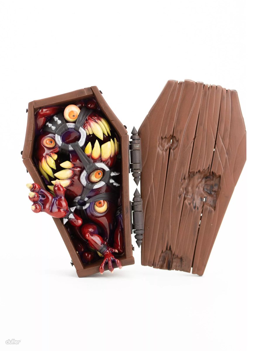 PokeyisGreat's tweet photo. 🎁🎄 All my pieces for @cluttermagazine ‘s group show Gift Wrapped are now available online! Check out my pieces and a ton of fantastic work from other artists at https://t.co/kKR32QMiZH ! 🎄🎁

#cluttergallery #giftwrapped24 #arttoys #HolidayGifts https://t.co/8ulnU4w2Fh