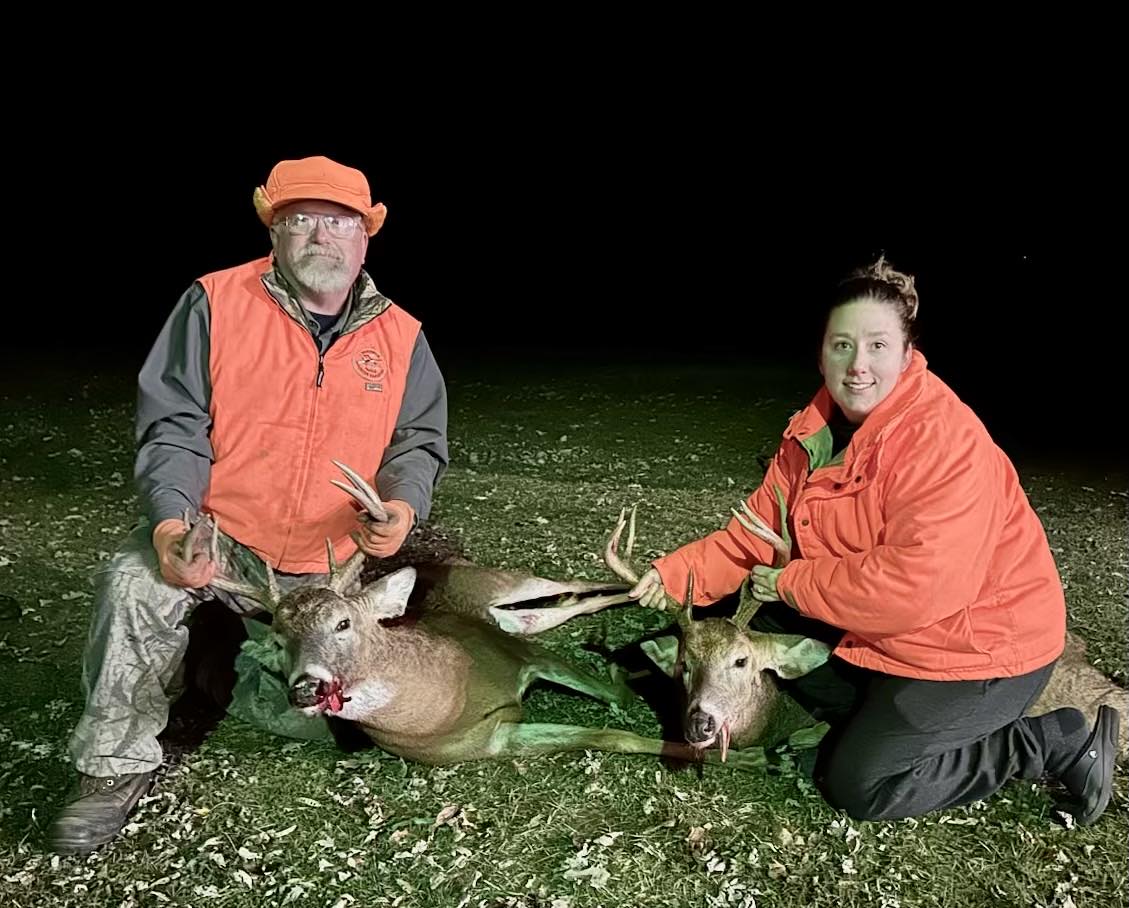 RavineSweet's tweet photo. @MorgansOutdoors Myself and daughter Ashlee. 2, 8 pointers open day of the Wisconsin opening day 2024. https://t.co/R05IJOAbeg