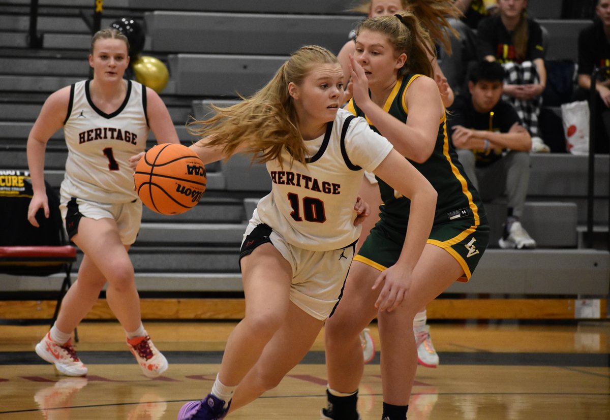 novahoopsCom's tweet photo. Our updated girls Nova Nineteen. Tons of movement, with Madison and SoCo re-entering (already!) and Heritage making its debut at #12. VAA earned top three status with a win over Osbourn Park, and Centreville and West Po remain unbeaten. Rankings here: https://t.co/O1US1vEcHK https://t.co/rXhToKkzwE