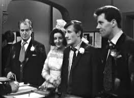 SaveRedlandLibr's tweet photo. 5pm TODAY on @TalkingPicsTV
From 1963 s9 Ep 17 of #Police #Drama📺 #DixonOfDockGreen - “Green Wedding” directed by #RobinNash + #DouglasMoodie & written by #TedWillis
🌟 #JackWarner #PeterByrne #JeanetteHutchinson #ArthurRigby #AnneRidler #JohnHughes #CardewRobinson #JanMiller https://t.co/5nrQnvZYYG