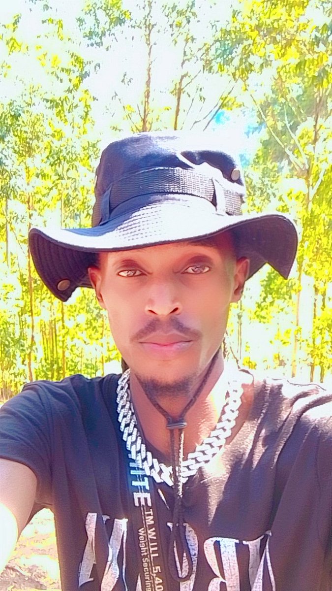Vic9UG's tweet photo. Vic9UG https://t.co/yesRNwhOza