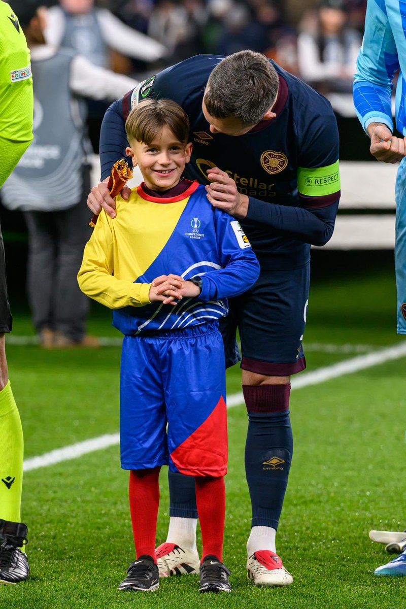 WeeGio's tweet photo. Just want to say thanks to ⁦@hmfcalum⁩ for these photos of the wee man, they are brilliant ❤️🇱🇻❤️! https://t.co/b5LrOas01w