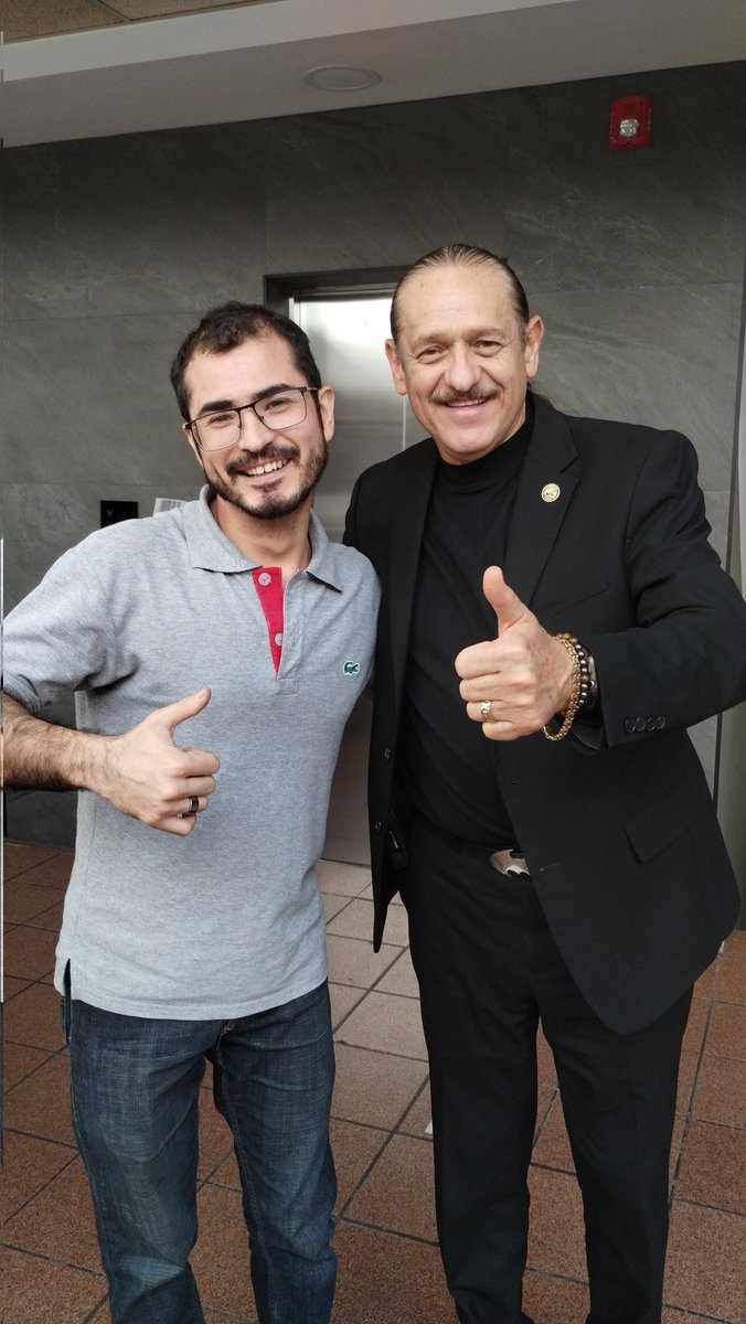 ChuyConcord's tweet photo. Las buenas amistades @teogonzalezrisa https://t.co/oGSUu34wfV