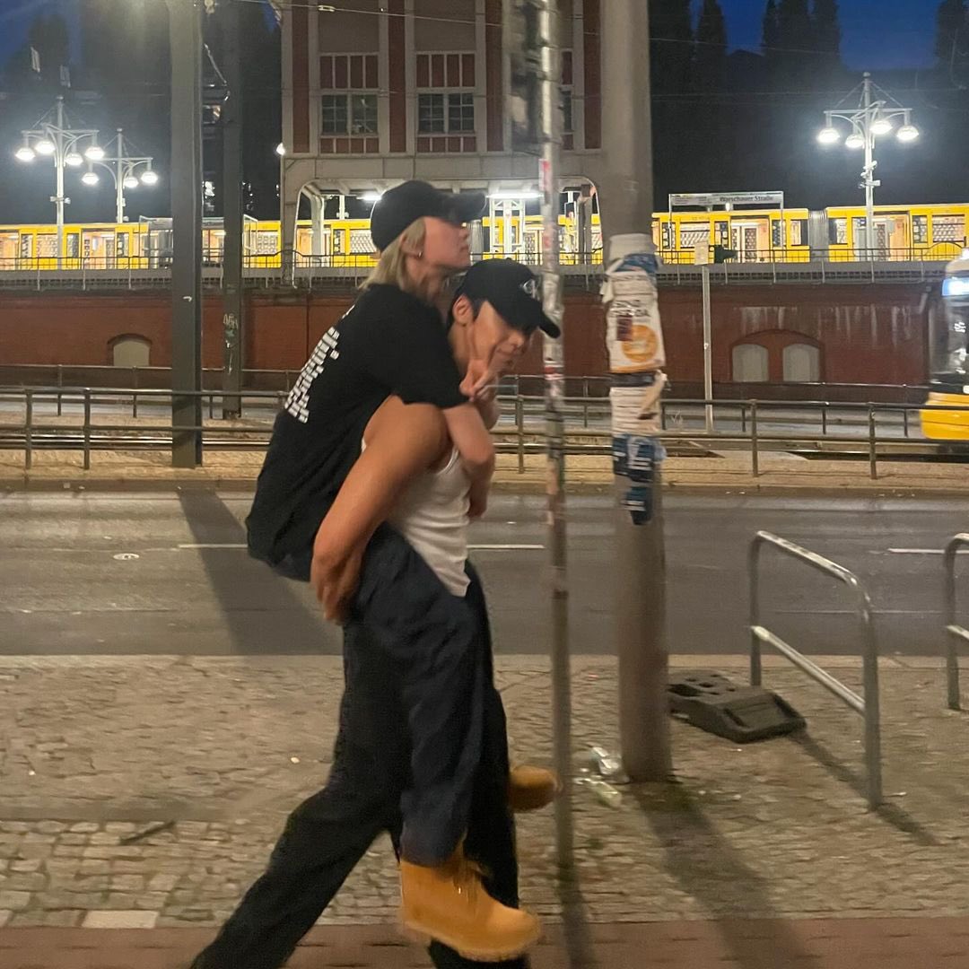 _empttysoul_'s tweet photo. macao date                        berlin date
busan date                         paris date https://t.co/J3Bgi0pU1m