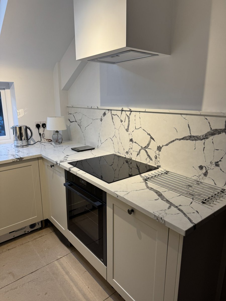 RoweFittedInteriors tweet media