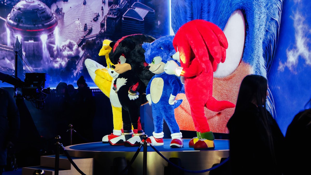 Some snaps from the #SonicMovie3 Premiere in London last week 📸 

Catch the movie in theatres from December 20th! 💙