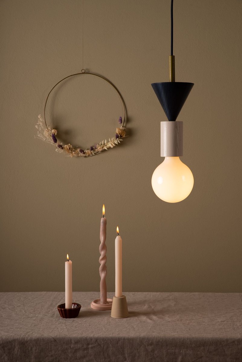 StillfriedD's tweet photo. It’s almost time! ✨⁣ A cozy atmosphere is guaranteed with the JUNIT pendant lamp by Schneid Studio! #junit #pendantlamp #schneidstudio https://t.co/kVz8xr4Udd