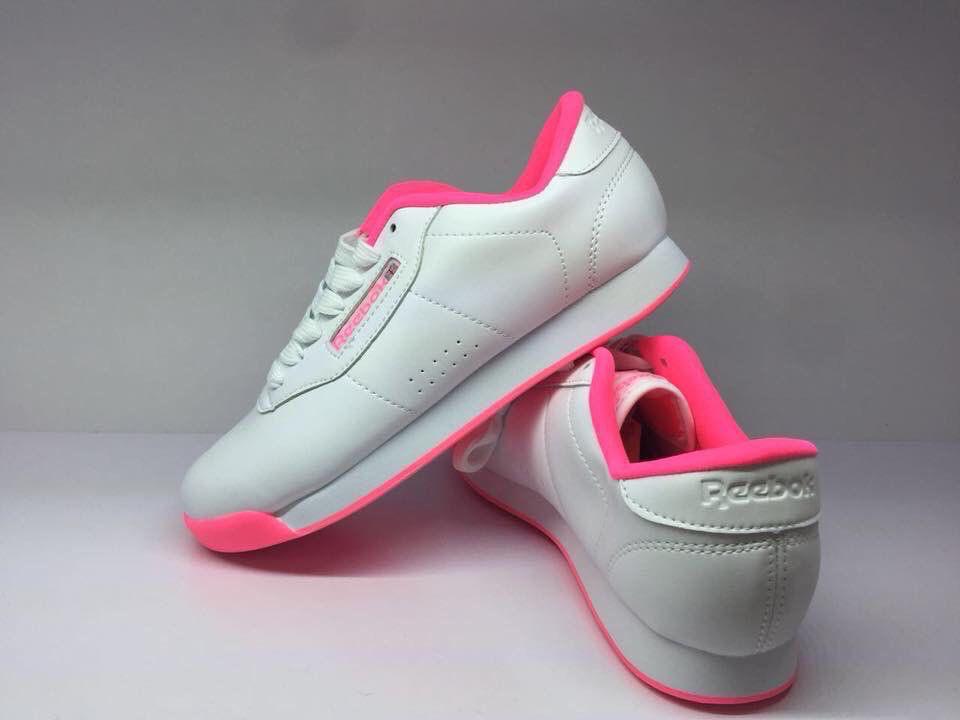 shoeshubplug254's tweet photo. Reebok classic
Ksh 3500
Size 37-45
Whatsapp 0706570452
We deliver country wide
#InfotrakPerceptionStudy #ManDay Joho Baganda Daniella Alai Gen Zs Ruto Delivers Creating ODPP #NumbersDontLie #MileleRewards NHIF Eric CAFIL Kirinyaga nairobi appreciates ak Alai SHIF https://t.co/3uYD681XUM