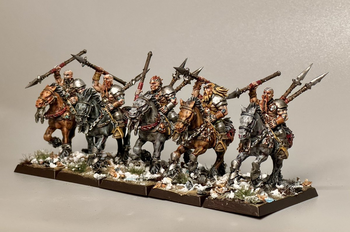 groje's tweet photo. Chaos Marauder Horsemen to harass the enemieโs flanks in #theoldworld
#miniaturemonday #miniaturepainting #WarhammerCommunity #paintingwarhammer #warhammer #warriorsofchaos https://t.co/prqc7yqBPj