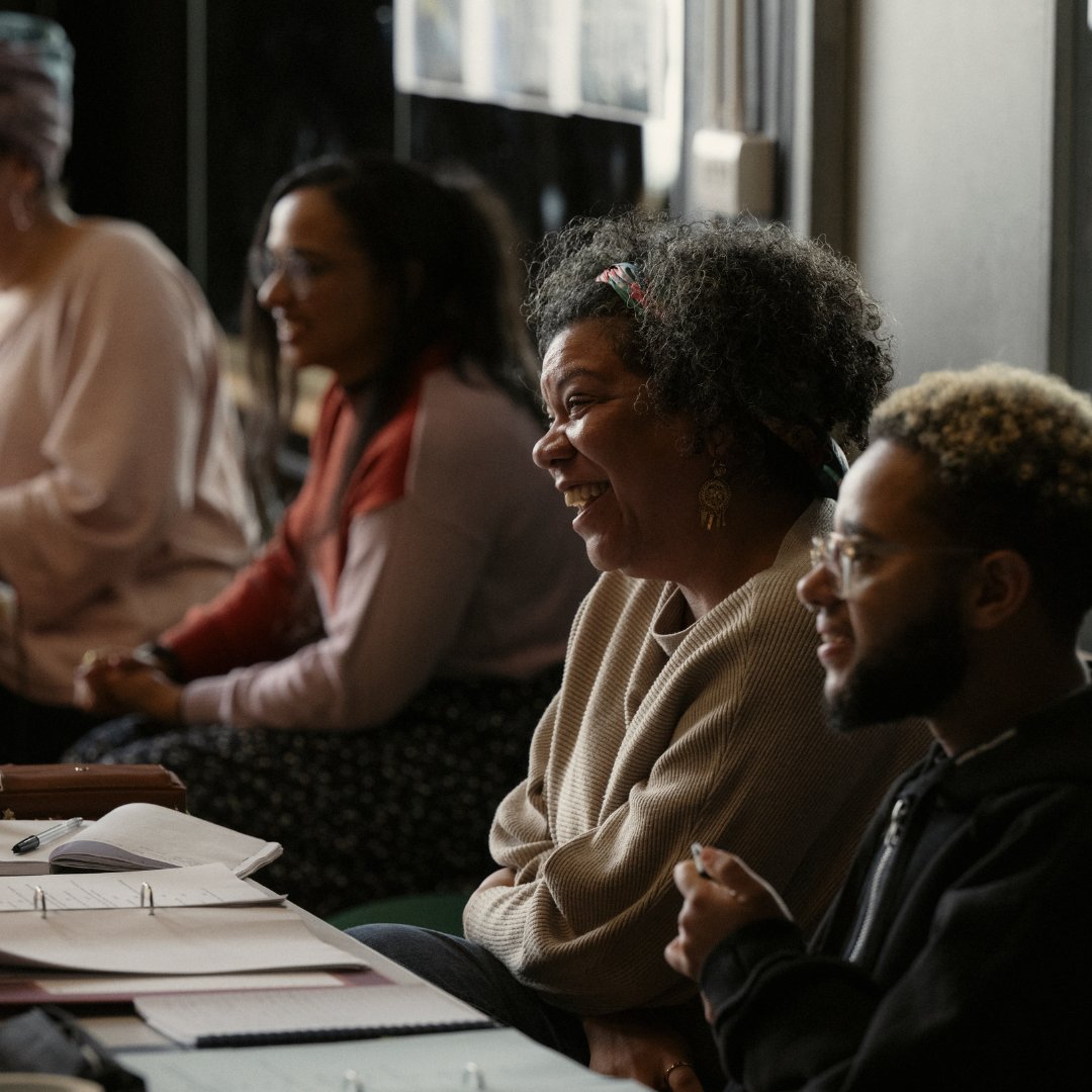 royalcourt's tweet photo. Meet the residents of Stillwater 🏡

Your sneak peek into the rehearsal room for Amy Jephta’s A Good House, directed by Nancy Medina 👀

With Kai Luke Brummer, Olivia Darnley, Mimî M Khayisa, Sifiso Mazibuko, Robyn Rainsford, Scott Sparrow. https://t.co/Wtstl7TO0F