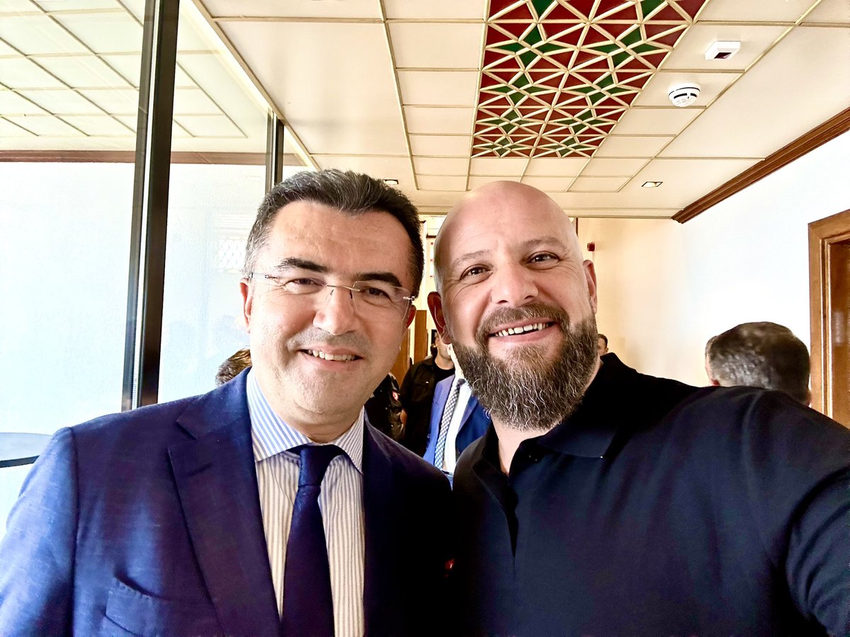 omersimsek84's tweet photo. İçişleri Bakanımız Sayın ALİ YERLİKAYA ve AFAD Başkanımız Sayın OKAY MEMİŞ İle #Mürettebat’ın Çalışmaları Hakkında Bilgi Verdik Göstermiş Oldukları İlgiden Dolayı Kıymetli Büyüklerimize Teşekkür Ediyoruz.
#içişleribakanlığı
#afad 
#MAK https://t.co/kvWXnre2A8