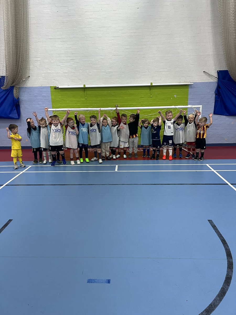 YSDsportsdev's tweet photo. Amazing new football sessions starting in the new year 

Why not come be apart of the YSD tots and minis kickers family 

⚽️🔵 https://t.co/Hnovm6oX4w