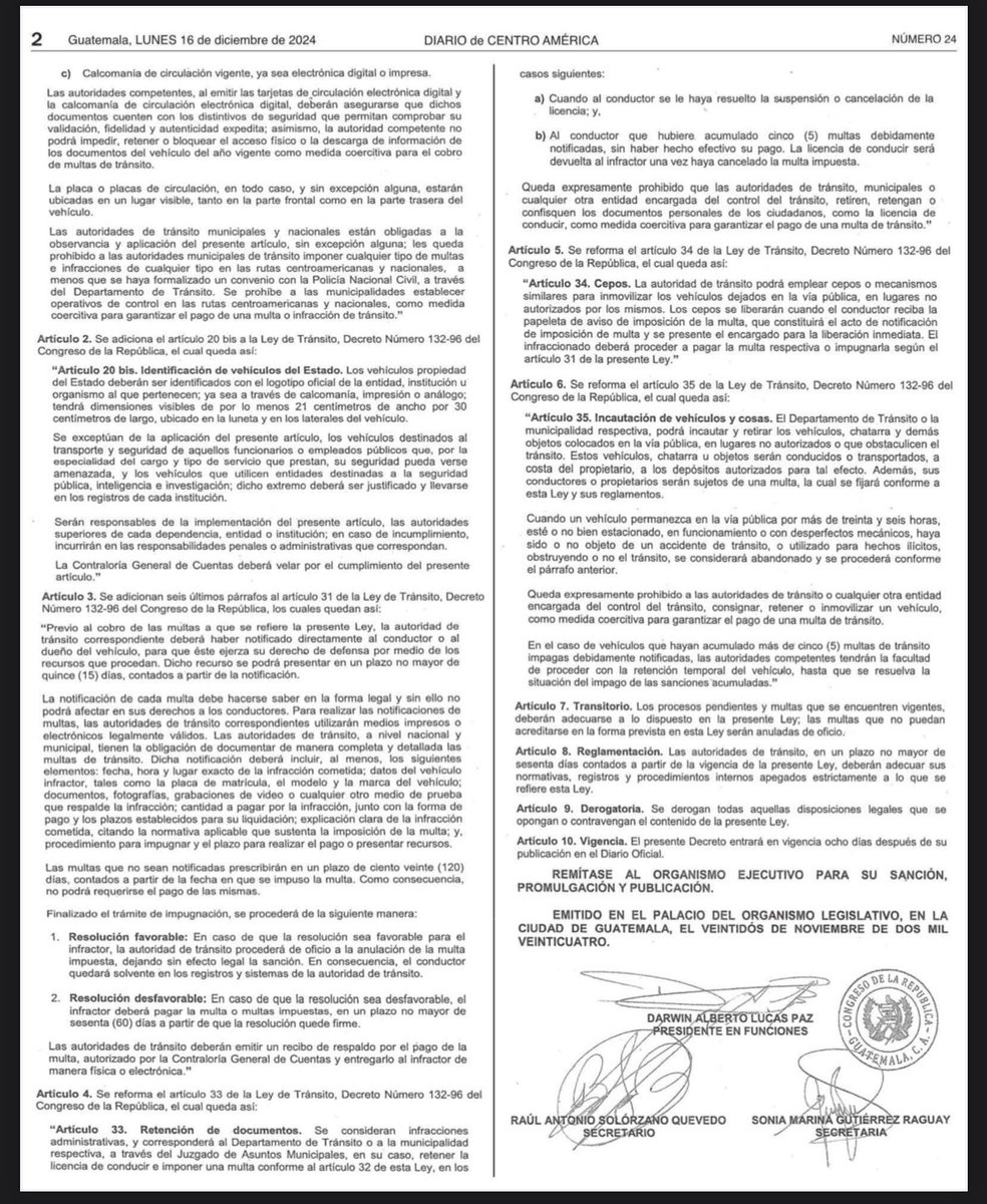 _cristiangt's tweet photo. ¡Las Reformas a la Ley de Tránsito ya fueron publicadas y entrarán en vigencia en 8 días! 🙌🏼 Usted podrá defenderse mejor de las multas fantasma 👻 o aquellas que no le han sido notificadas. Tampoco lo obligarán a pagar su cepo inmediatamente porque tendrá 60 días para hacer el pago luego de firmar una notificación. Ahora toca velar por la implementación y el cumplimiento de estas reformas 🤝🏼