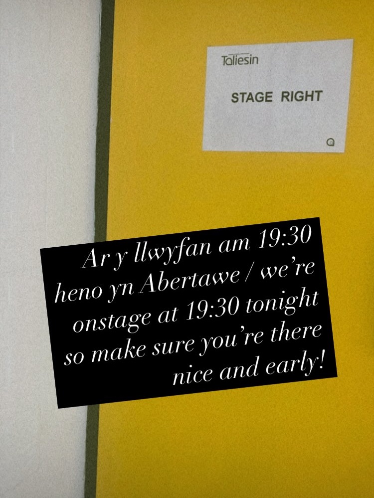 Georgia Ruth (@georgiaruth) on Twitter photo Ar y llwyfan am 19:30 heno yn <a href="/TaliesinSwansea/">Taliesin Arts Centre</a> / weโre onstage at 19:30 so make sure youโre there nice and early! โค๏ธ Ar y llwyfan am 19:30 heno yn <a href="/TaliesinSwansea/">Taliesin Arts Centre</a> / weโre onstage at 19:30 so make sure youโre there nice and early! โค๏ธ