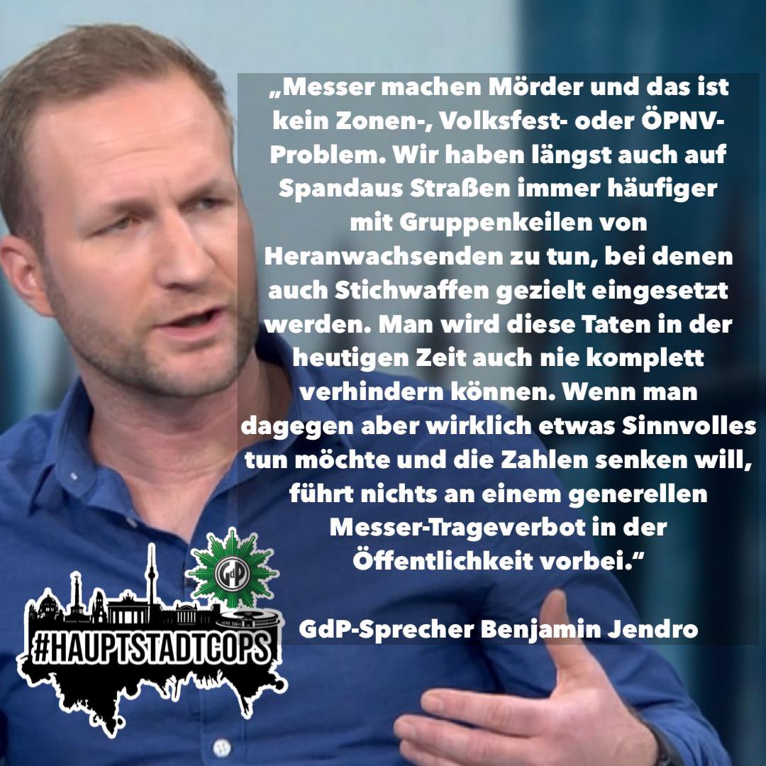 GdPHauptstadt's tweet photo. Anfang Nov kam es in Spandau zu einem tödlichen Messerangriff - Am Freitag konnte ein 19-Jähriger festgenommen werden - #excellentjob der Kollegen - @Djeron7 hat sich mit BERLIN LIVE über Messer unterhalten und noch mal unsere Position klargemacht
https://t.co/HbANTzTIb3 https://t.co/3FJENGnyEd
