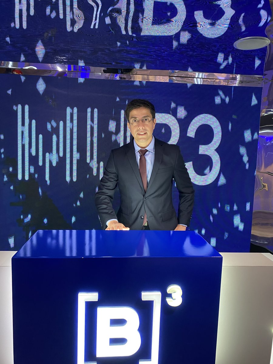 Semana de trabajo en São Paulo
Hoy en B3 a bolsa do Brasil

#b3 #brasil #bovespa