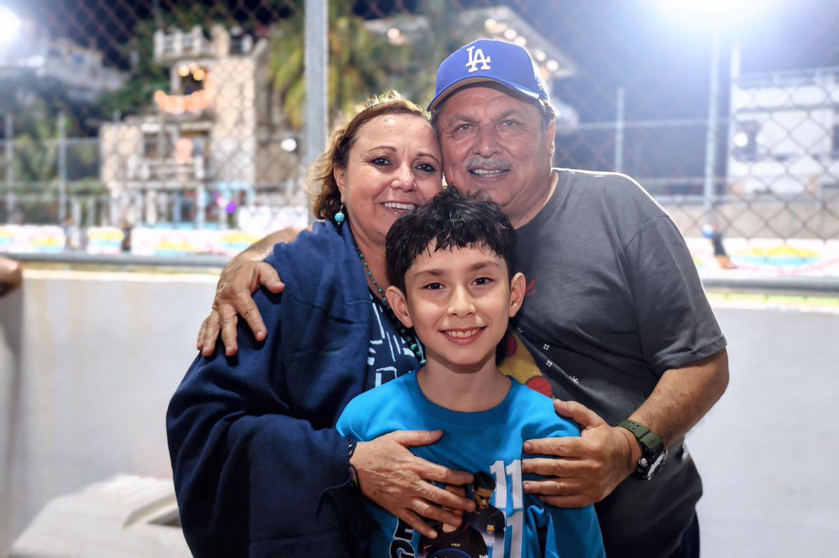 Muy feliz cumpleaños Dieg⚽️l !! Me siento muy orgulloso de ti, se feliz todos los días. Te amo hijo.