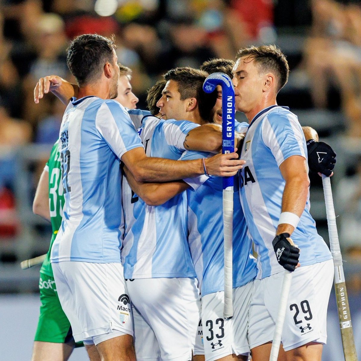 Los Leones también cerraron con saldo positivo la primera ventana de Pro League en Santiago del Estero gracias al 4-3 sobre Irlanda. En el debut de Lucas Rey hubo caras nuevas, mucha energía y buenas intenciones. La exigencia va a aumentar en febrero: Bélgica y Australia.