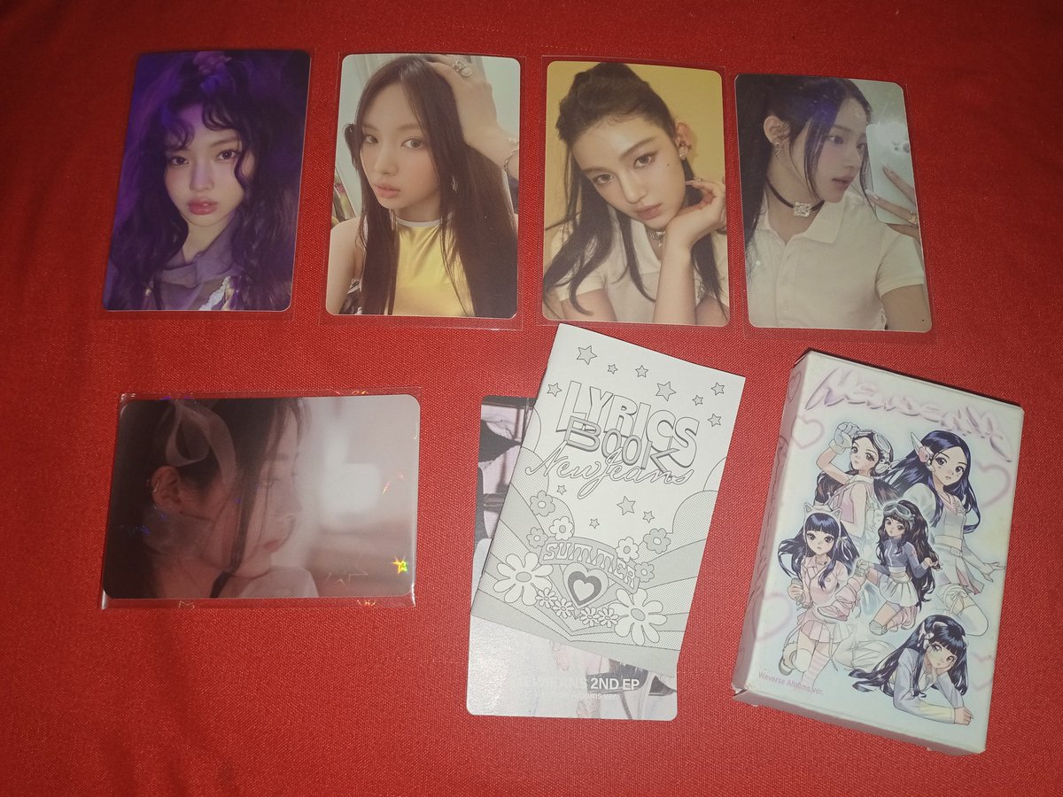 k_oonushun's tweet photo. WTS LFB 

BUY NIYO NA PO 'TONG MGA TIRA KONG PHOTOCARDS HUHUHU NEED LANG POOO JUSEYOOO free na po iyong dalawang collbook if madami pong i-geget heuduu https://t.co/whUNVibVJc
