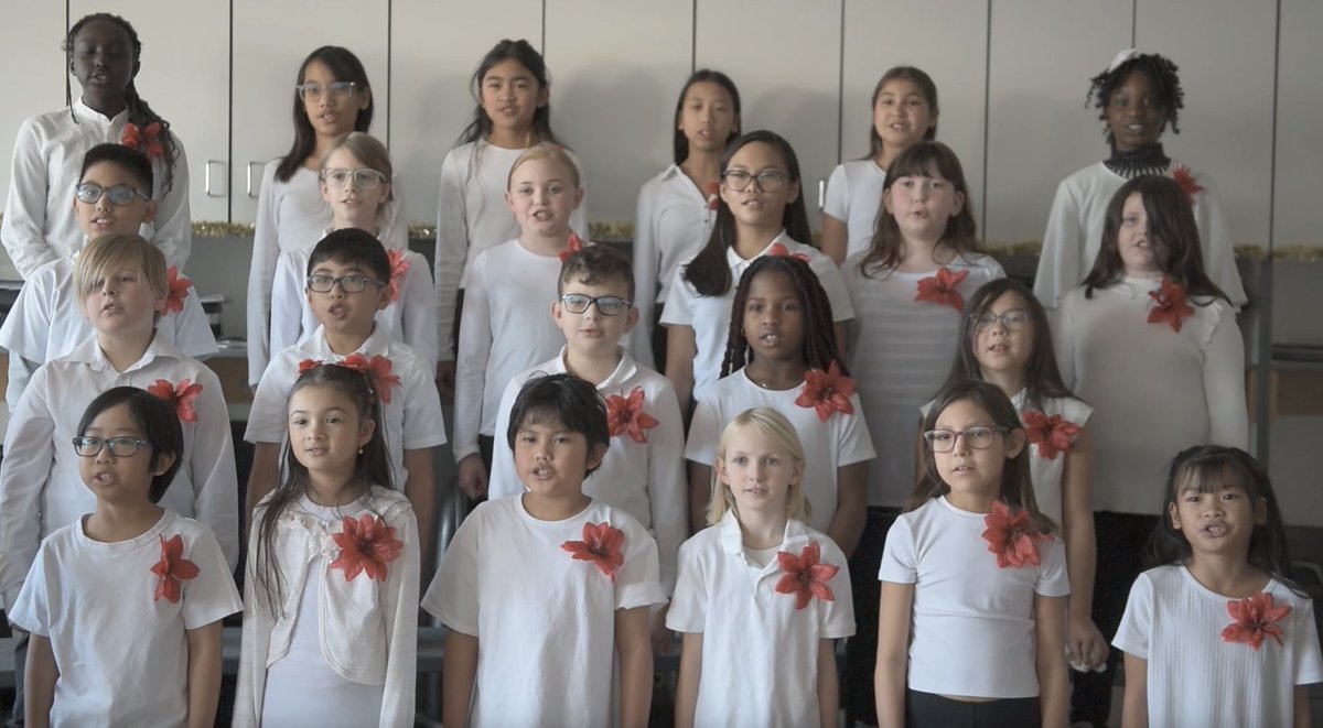 GSCSNews's tweet photo. Cozy up with your favourite hot beverage and enjoy Christmas carols from students across the school division with this year's Knights of Columbus Carol Festival.

Special thanks to the Saskatoon Knights of Columbus for supporting this annual event!

https://t.co/8XDDMkms65 https://t.co/bwbHOtwb86