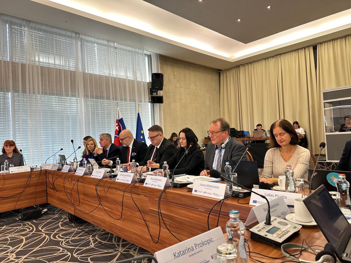 Slowly wrapping up the year w/ 15. Monitoring Committee of Programme Slovakia in Bratislava🇸🇰discussing amendments, implementation and plans for 2025 to make the best use of 13 billion € in #EUfunds
<a href="/ZEKvSR/">Európska komisia v SR</a> <a href="/EUinmyRegion/">EUinmyRegion🇪🇺</a>🇪🇺