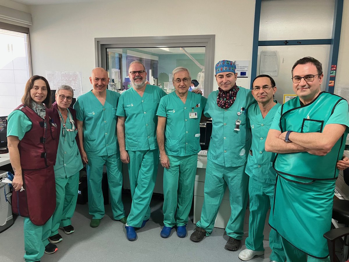 HUnivAB's tweet photo. ✅El servicio de #Cardiología celebra el 20º aniversario de la unidad hemodinámica de Albacete.

🎉 Profesionales vinculados con la Unidad compartirán una jornada científica el mismo día.

Enhorabuena  33.000 procedimientos #SomosCHUA https://t.co/Qp2LQHN3hA