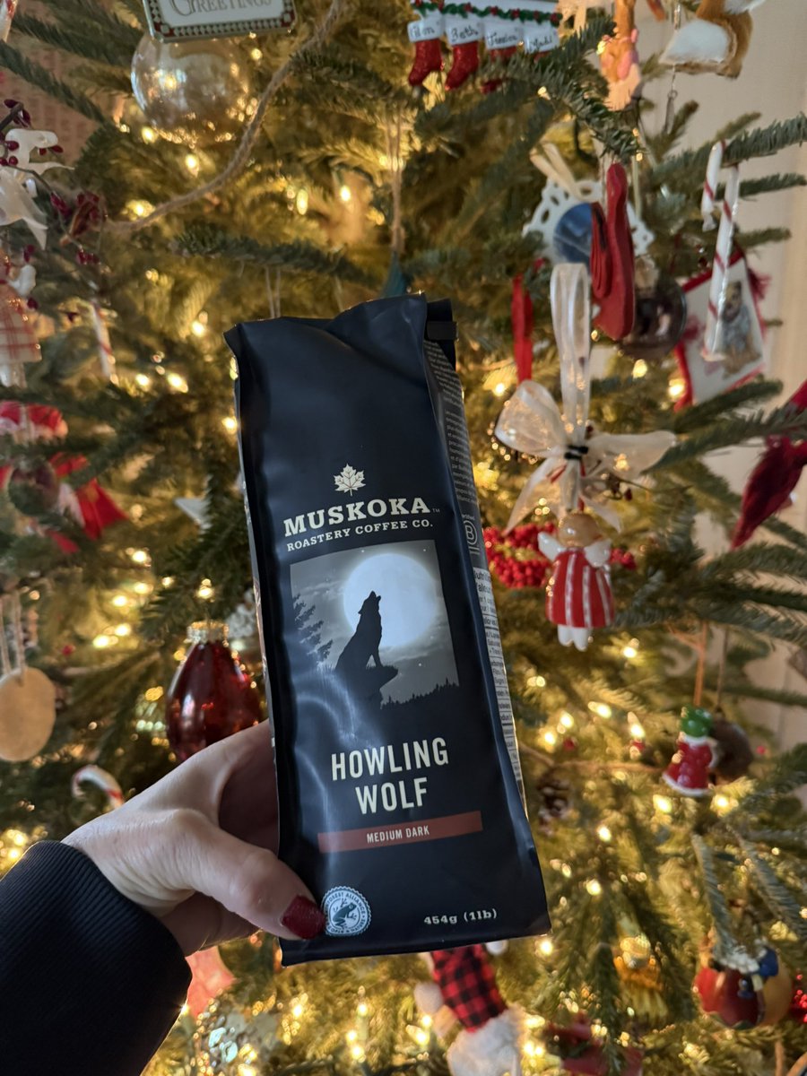 BethVanstone's tweet photo. @MuskokaRoastery Thank you for this incredible coffee! After making Timmies at home for years my girlfriend served me the most delicious cup of coffee I have ever had! I immediately ran out today to stock up. My morning coffee has been leveled up!! Yum #bestcoffeeever https://t.co/jA1tz20nV6