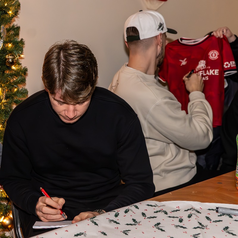 crewealexfc's tweet photo. Spending the afternoon with our supporters 🫶

Dancing, singing and signing - thank you for joining us at yesterday's Kids Christmas Party 🎅❤️

#CreweAlex
